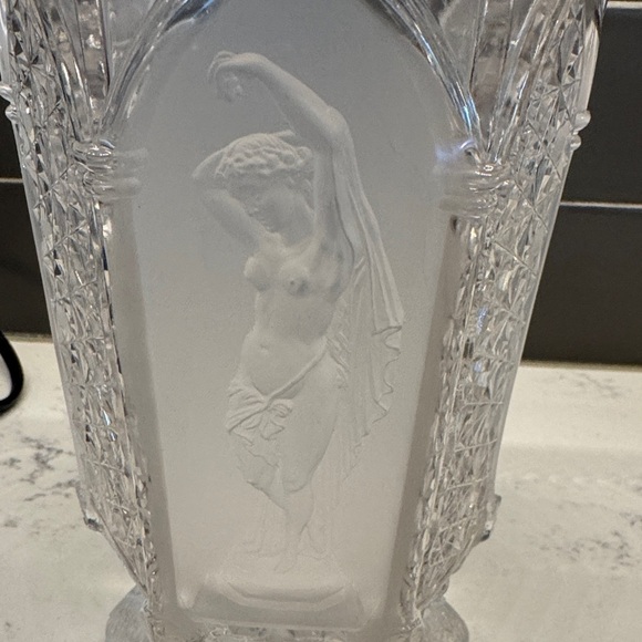 Vintage Clear and Frosted Glass Vase - Picture 5 of 12